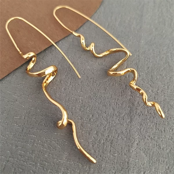Abstract three-dimensional design earrings women exquisite retro jewelry