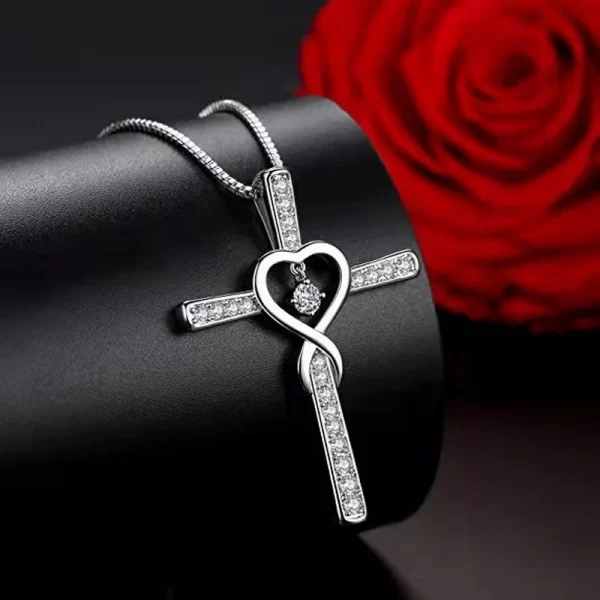 Exquisite Sparkling Crystal Cross Pendant Necklace